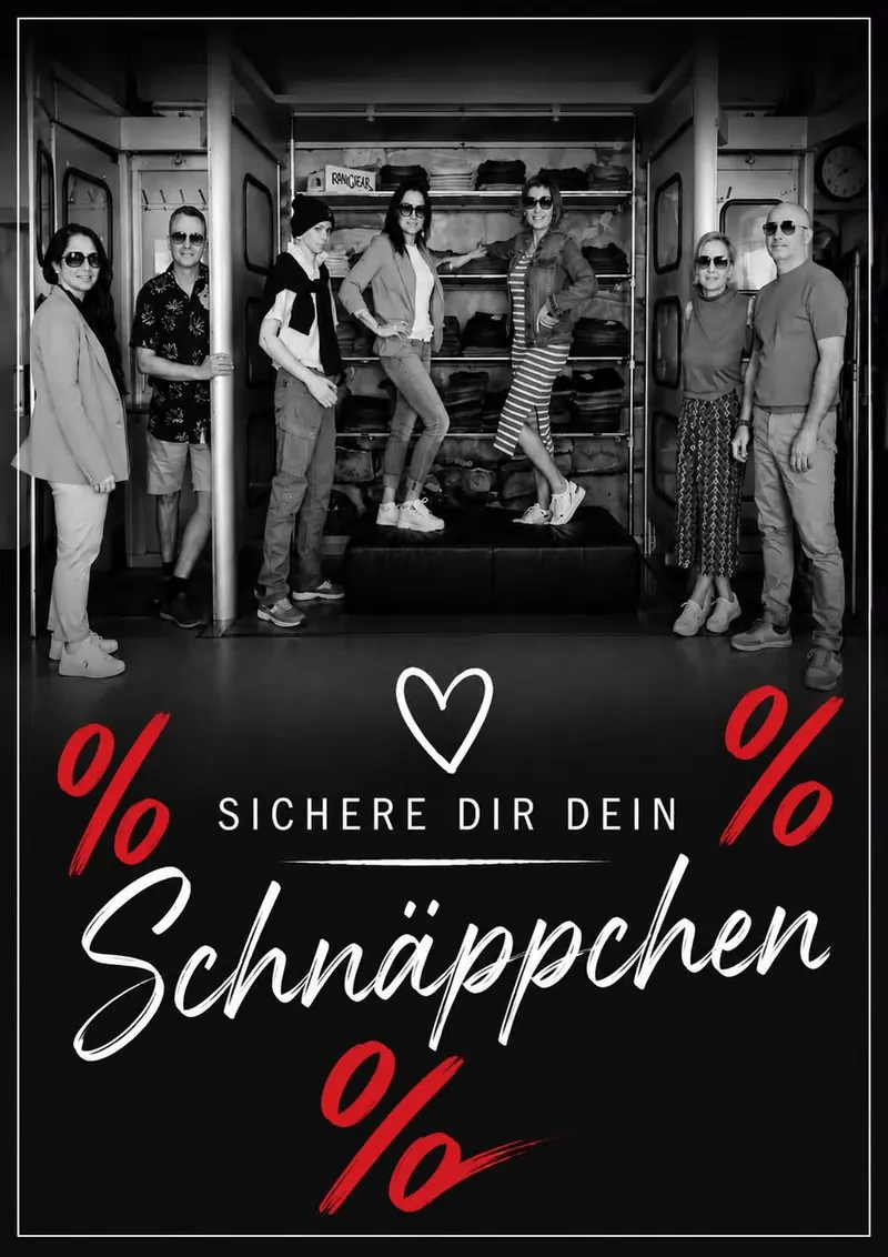 Kampagnenmotiv des CORNER Scheibbs mit Kundinnen und Kunden im Store